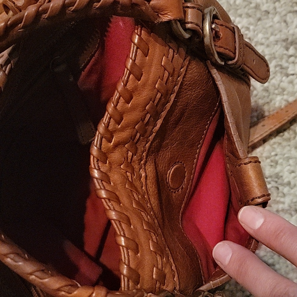 Isabella Fiore Tan Leather Woven-Trim Shoulder Bag with Tassel Accent - Picture 12 of 13